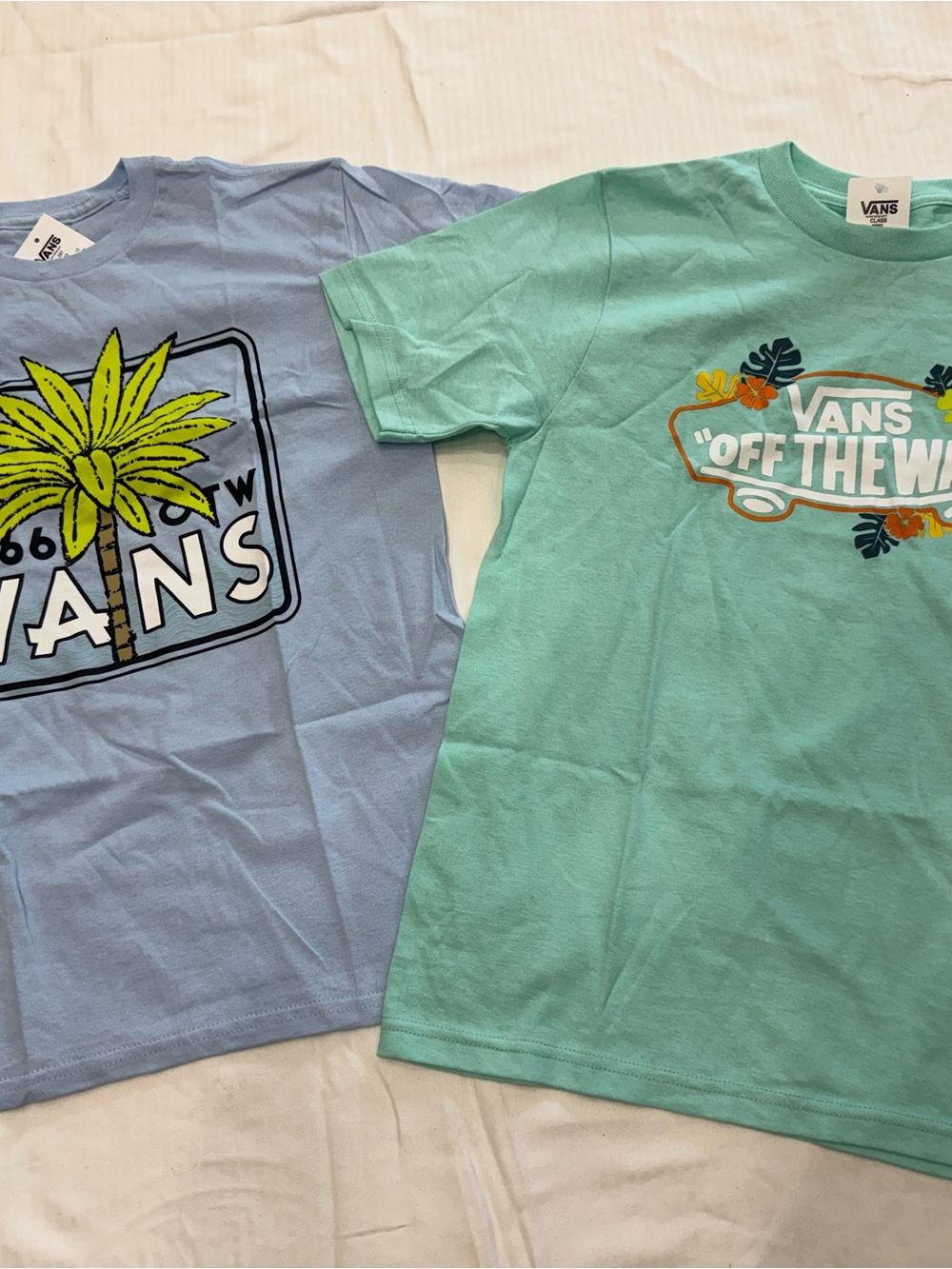 New boys Vans Sz S 8-10 Short-Sleeve Graphic Tees in Light Blue & Mint